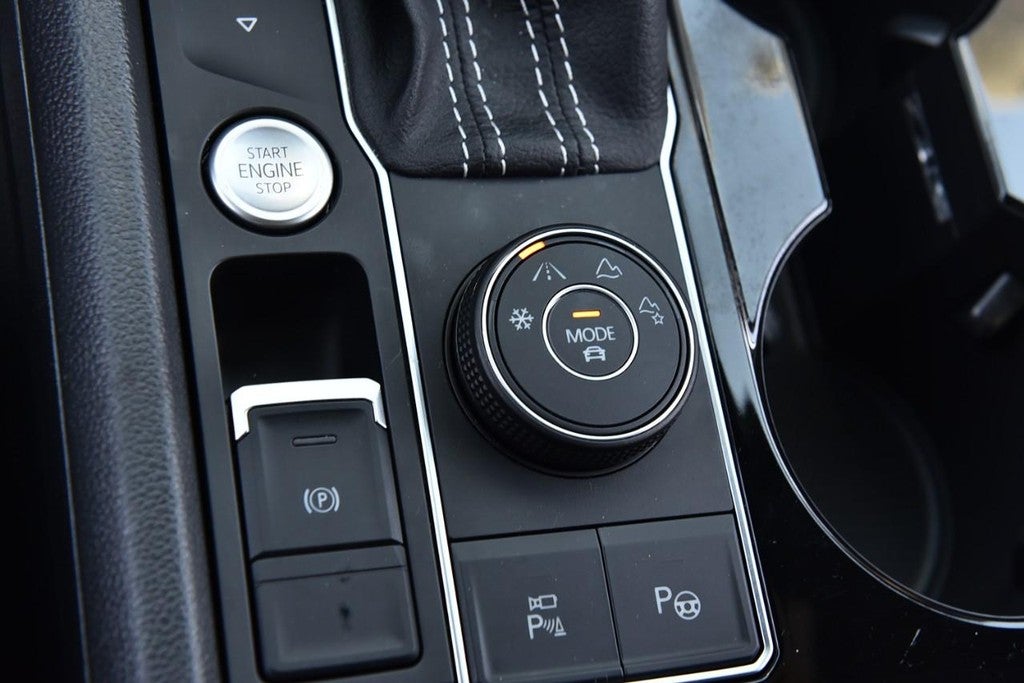 2023 Volkswagen Atlas Cross Sport 3.6L V6 SEL Premium R-Line 4MOTION