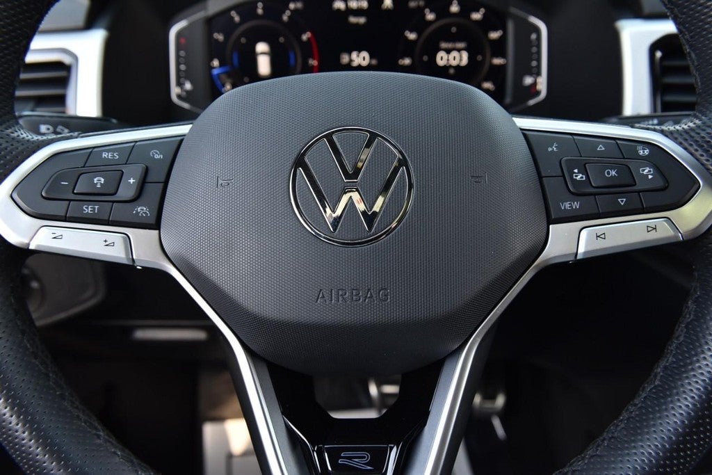 2023 Volkswagen Atlas Cross Sport 3.6L V6 SEL Premium R-Line 4MOTION