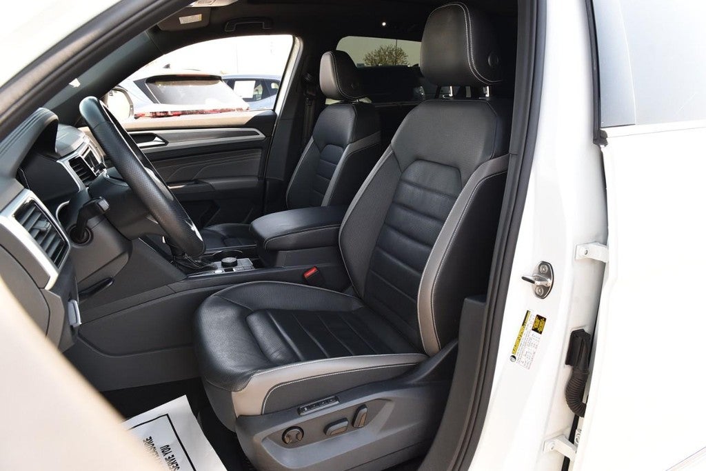 2023 Volkswagen Atlas Cross Sport 3.6L V6 SEL Premium R-Line 4MOTION