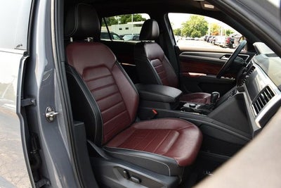2023 Volkswagen Atlas Cross Sport 3.6L V6 SEL Premium R-Line