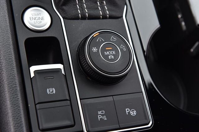 2023 Volkswagen Atlas Cross Sport 3.6L V6 SEL Premium R-Line