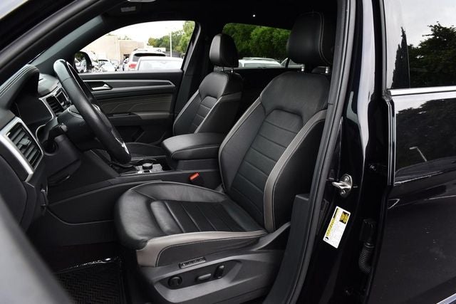 2023 Volkswagen Atlas Cross Sport 3.6L V6 SEL Premium R-Line
