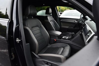 2023 Volkswagen Atlas Cross Sport 3.6L V6 SEL Premium R-Line