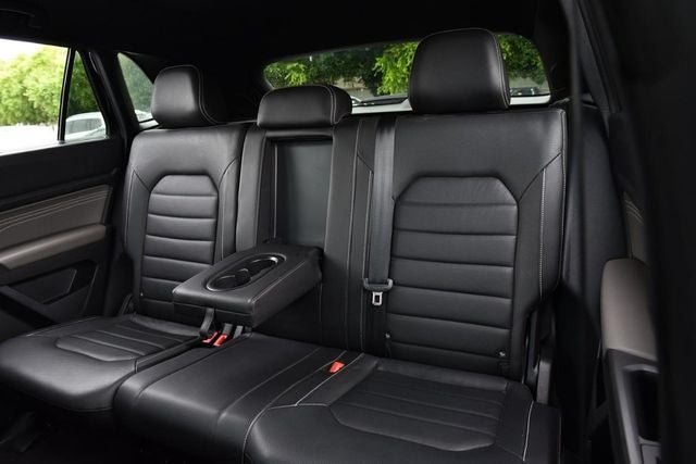2023 Volkswagen Atlas Cross Sport 3.6L V6 SEL Premium R-Line