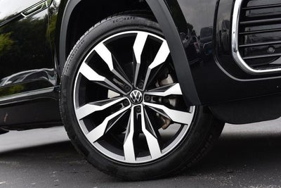2023 Volkswagen Atlas Cross Sport 3.6L V6 SEL Premium R-Line