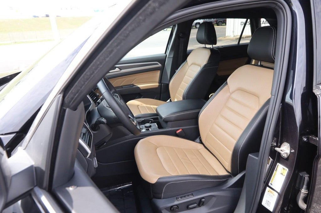 2023 Volkswagen Atlas Cross Sport 3.6L V6 SEL Premium R-Line 4MOTION