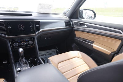 2023 Volkswagen Atlas Cross Sport 3.6L V6 SEL Premium R-Line 4MOTION