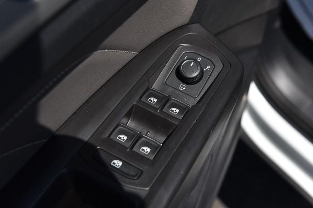 2023 Volkswagen Atlas Cross Sport 3.6L V6 SEL Premium R-Line 4MOTION