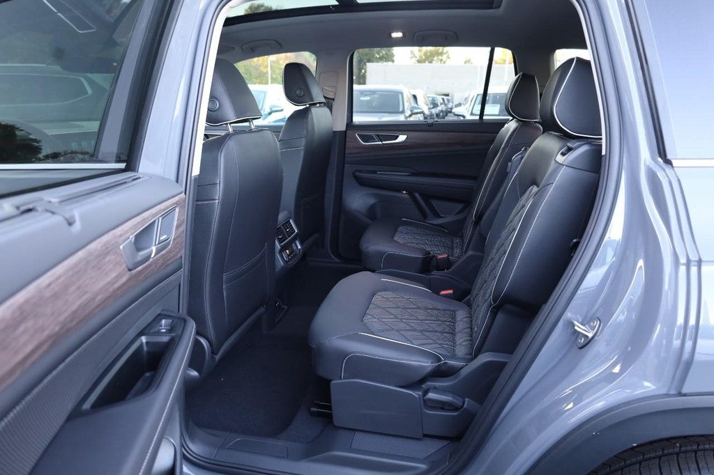 2026 Volkswagen Atlas 2.0T SEL Premium R-Line 4MOTION