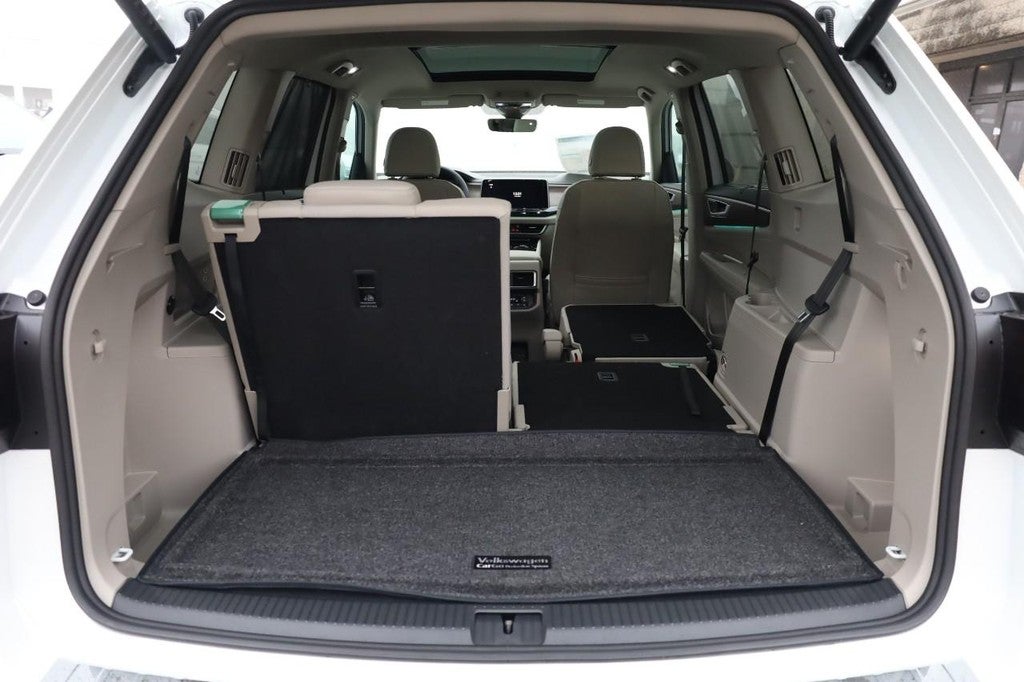 2026 Volkswagen Atlas 2.0T SEL Premium R-Line 4MOTION