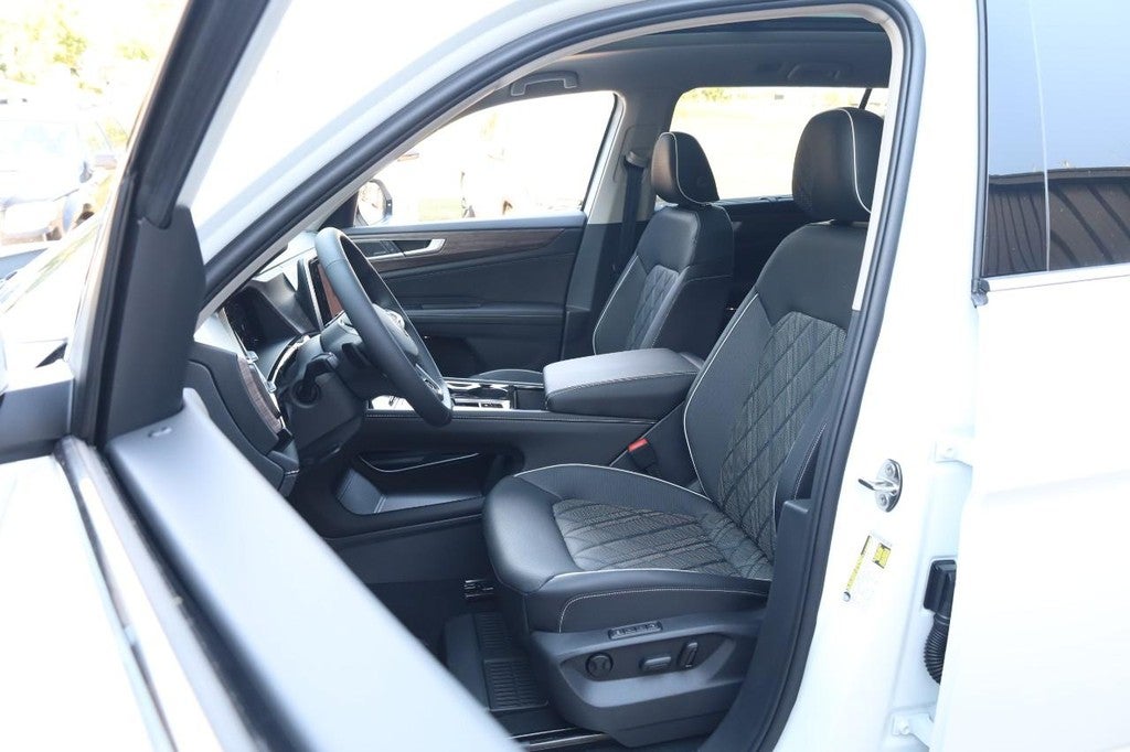 2026 Volkswagen Atlas 2.0T SEL Premium R-Line 4MOTION