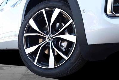 2026 Volkswagen Atlas 2.0T SEL Premium R-Line 4MOTION