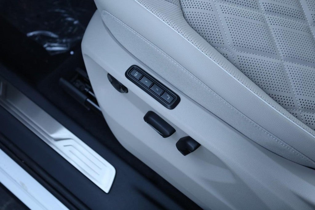 2026 Volkswagen Atlas 2.0T SEL Premium R-Line 4MOTION