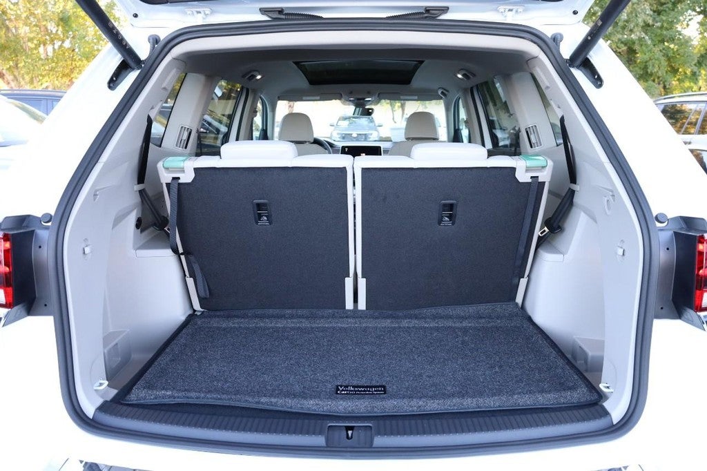 2026 Volkswagen Atlas 2.0T SEL Premium R-Line 4MOTION