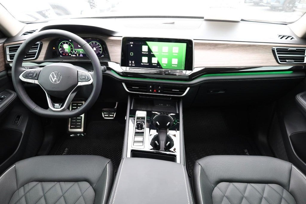 2026 Volkswagen Atlas 2.0T SEL Premium R-Line 4MOTION