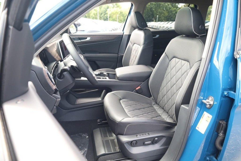 2026 Volkswagen Atlas 2.0T SEL Premium R-Line 4MOTION