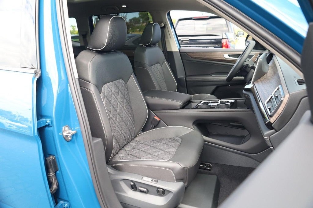 2026 Volkswagen Atlas 2.0T SEL Premium R-Line 4MOTION