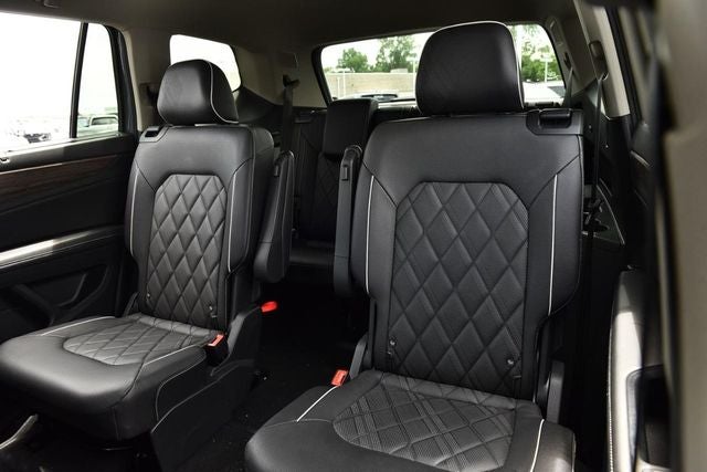2025 Volkswagen Atlas 2.0T SEL Premium R-Line 4MOTION