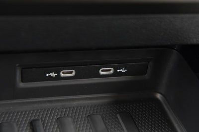2027 Volkswagen Atlas 2.0T SE w/ Technology