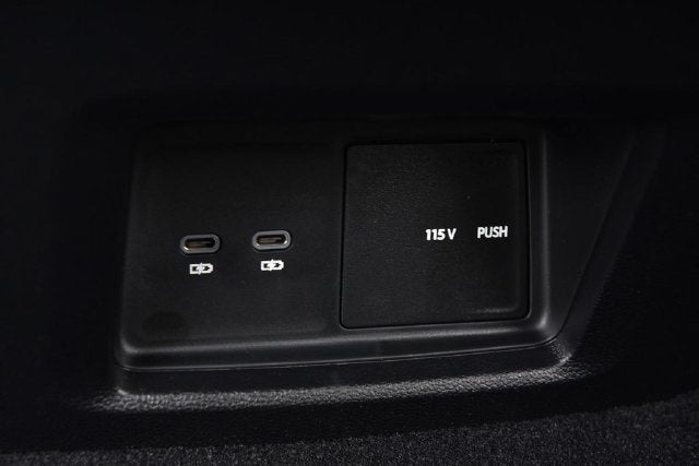2027 Volkswagen Atlas 2.0T SE w/ Technology