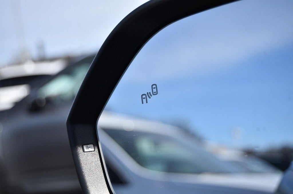 2023 Volkswagen Atlas Cross Sport 2.0T SE w/Technology 4MOTION