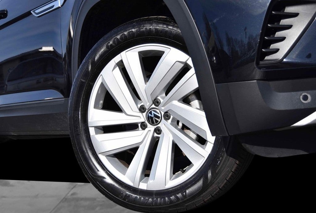 2023 Volkswagen Atlas Cross Sport 2.0T SE w/Technology 4MOTION