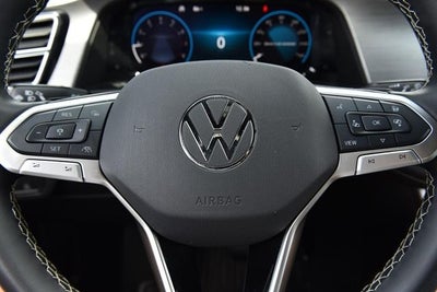 2025 Volkswagen Atlas Cross Sport 2.0T SE w/Technology