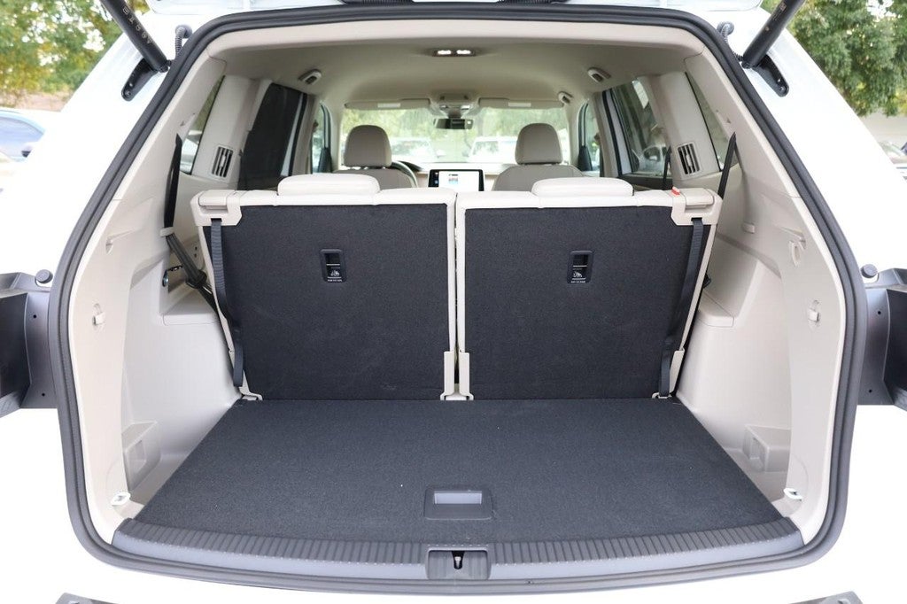 2026 Volkswagen Atlas 2.0T SE w/Technology 4MOTION