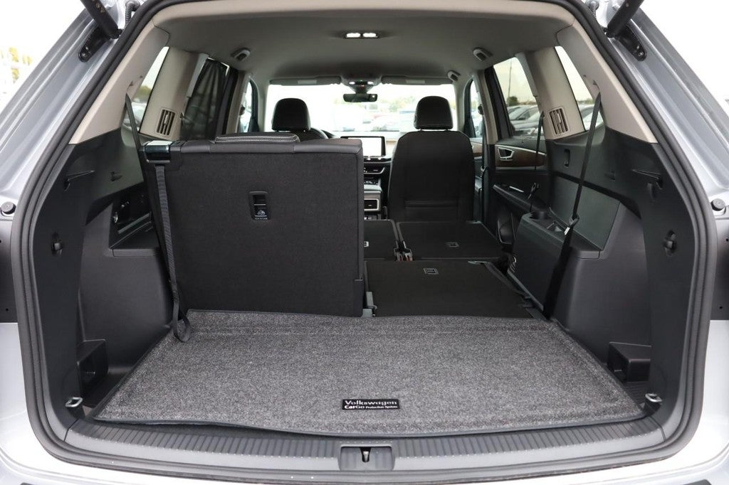 2026 Volkswagen Atlas 2.0T SE w/Technology 4MOTION