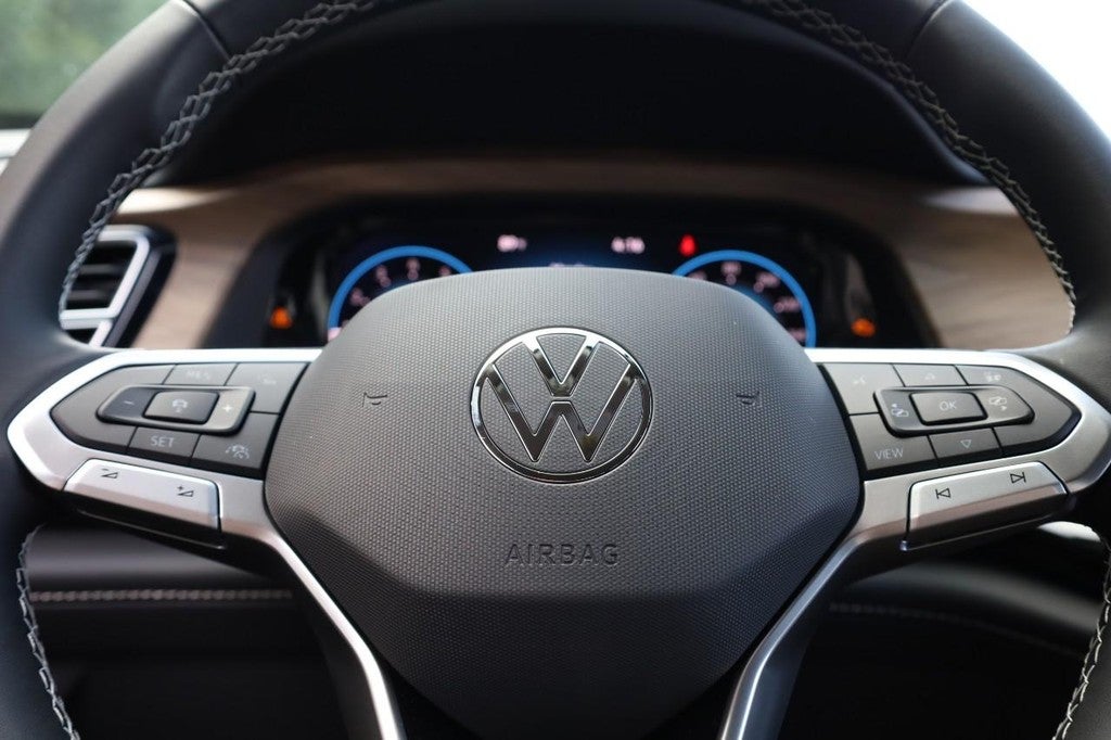 2026 Volkswagen Atlas 2.0T SE w/Technology 4MOTION