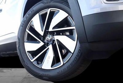 2026 Volkswagen Atlas 2.0T SE w/Technology 4MOTION