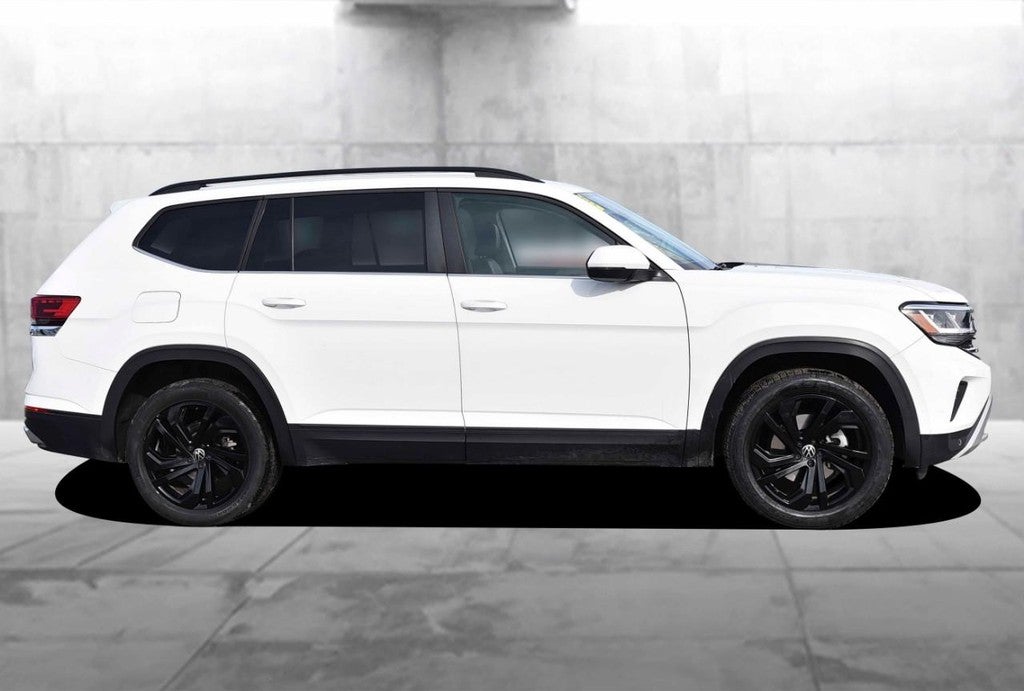 2022 Volkswagen Atlas 2.0T SE w/Technology 4MOTION