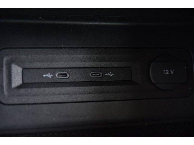 2023 Volkswagen Atlas 2.0T SE w/Technology