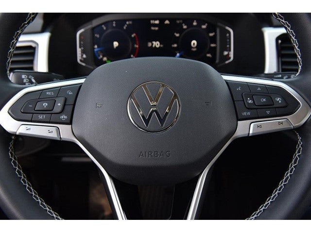 2023 Volkswagen Atlas 2.0T SE w/Technology