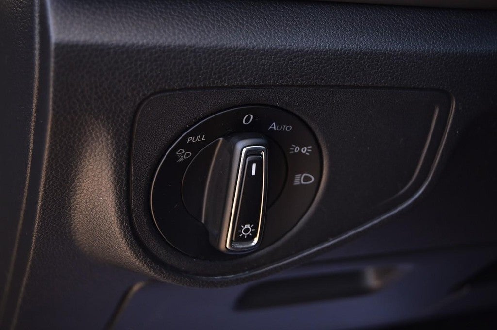 2023 Volkswagen Atlas 3.6L V6 SE w/Technology 4MOTION