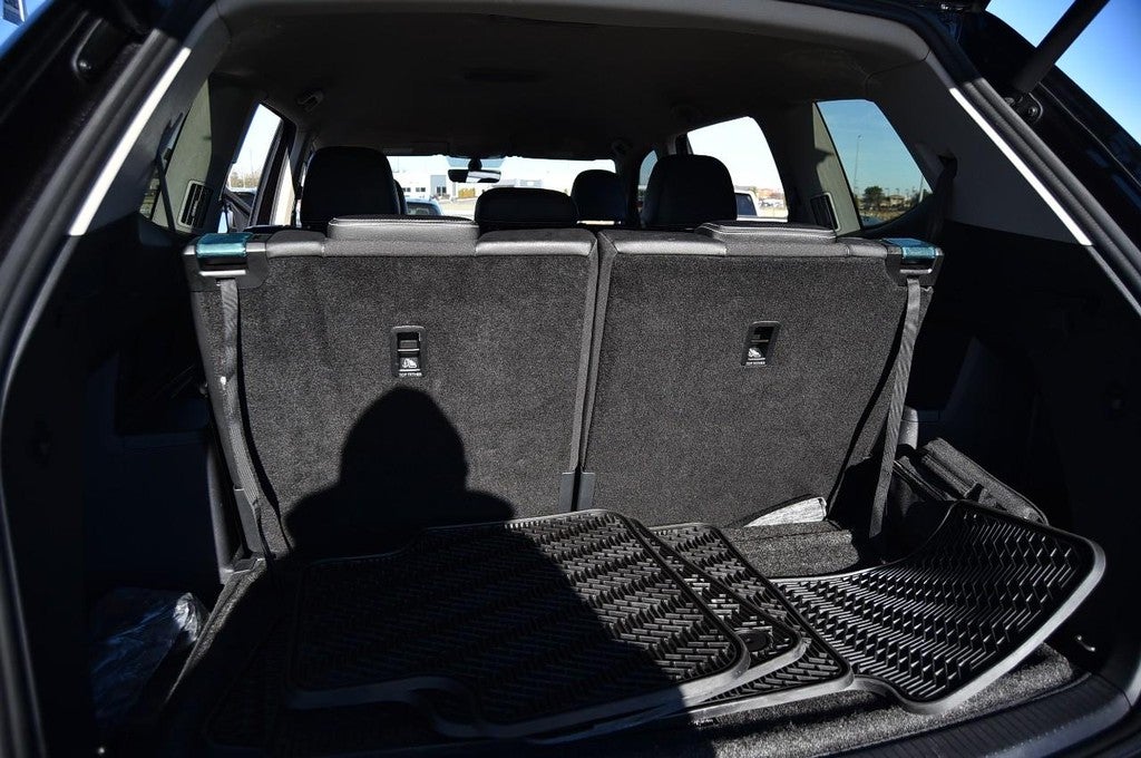 2023 Volkswagen Atlas 3.6L V6 SE w/Technology 4MOTION