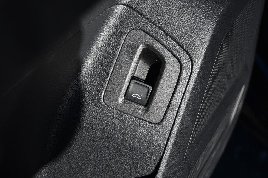 2023 Volkswagen Atlas 3.6L V6 SE w/Technology 4MOTION