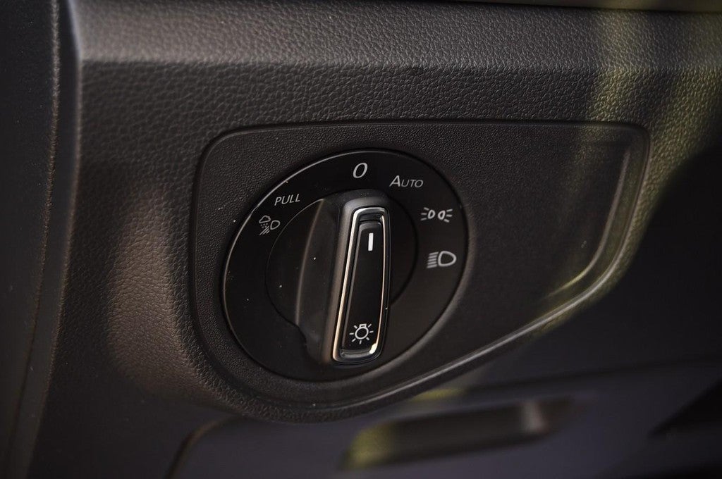 2023 Volkswagen Atlas 3.6L V6 SE w/Technology 4MOTION