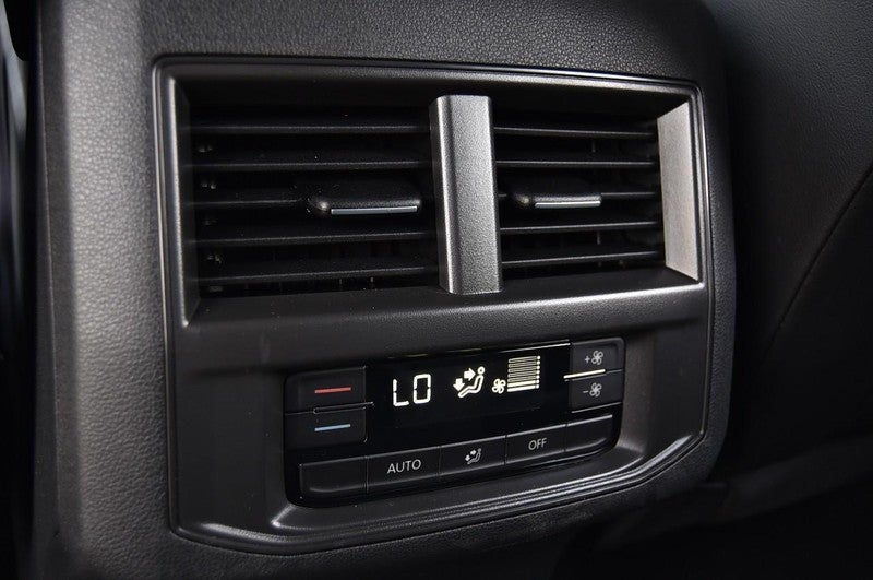 2023 Volkswagen Atlas 3.6L V6 SE w/Technology 4MOTION