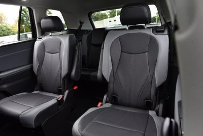 2027 Volkswagen Atlas 2.0T SE w/ Technology
