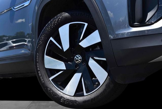 2025 Volkswagen Atlas Cross Sport 2.0T SE w/Technology