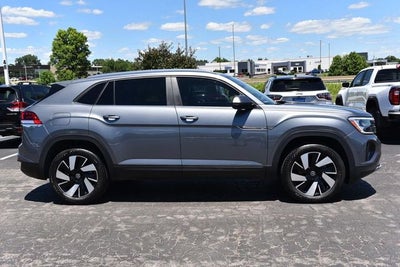 2025 Volkswagen Atlas Cross Sport 2.0T SE w/Technology