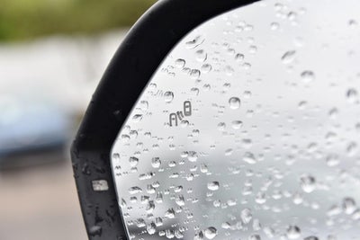 2025 Volkswagen Atlas Cross Sport 2.0T SE w/Technology FWD