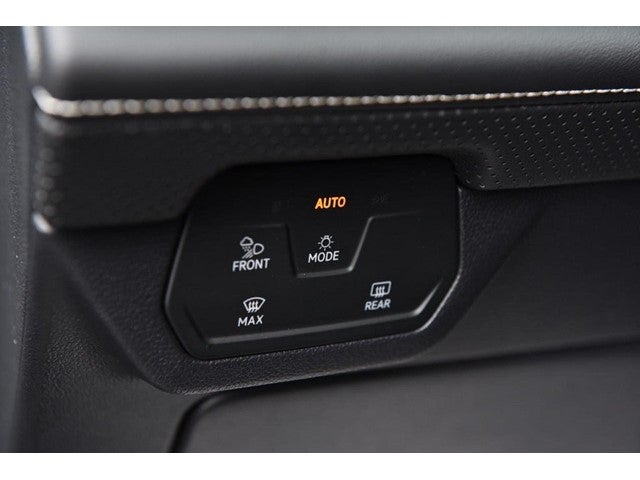 2025 Volkswagen Atlas Cross Sport 2.0T SE w/Technology FWD