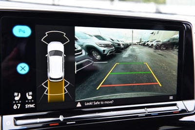 2025 Volkswagen Atlas Cross Sport 2.0T SE w/Technology FWD