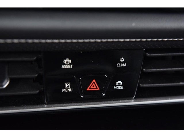 2025 Volkswagen Atlas Cross Sport 2.0T SE w/Technology FWD