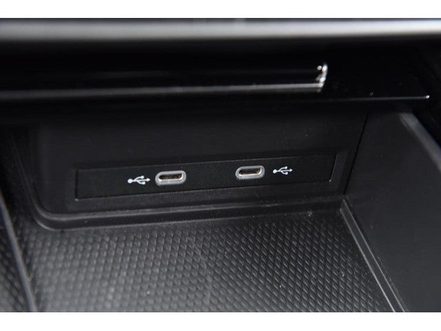 2025 Volkswagen Atlas Cross Sport 2.0T SE w/Technology FWD