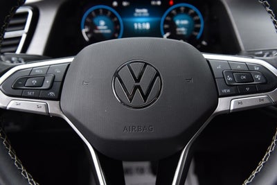 2025 Volkswagen Atlas Cross Sport 2.0T SE w/Technology FWD