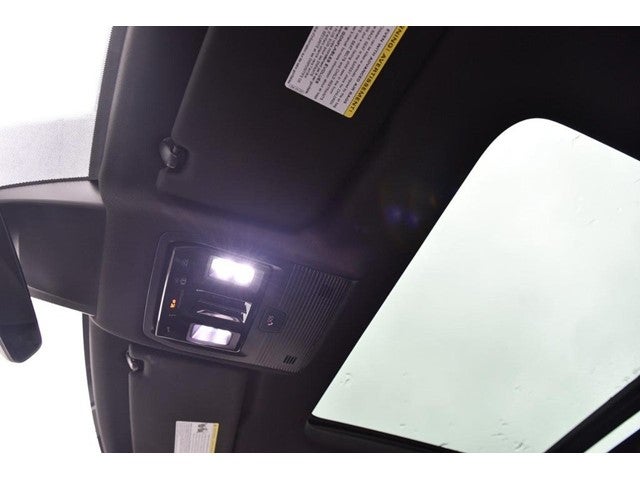 2025 Volkswagen Atlas Cross Sport 2.0T SE w/Technology FWD