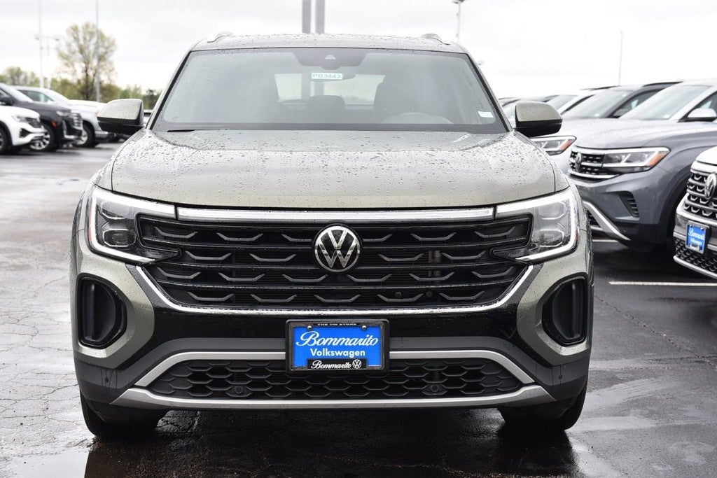 2025 Volkswagen Atlas Cross Sport 2.0T SE w/Technology FWD